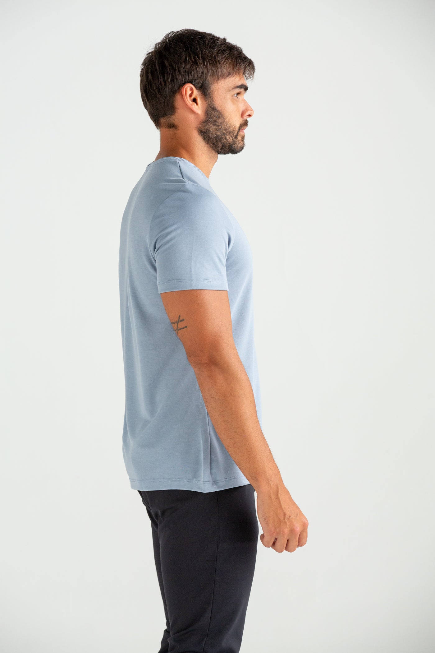 Camiseta Tec Basic 2.0 - Summer 25